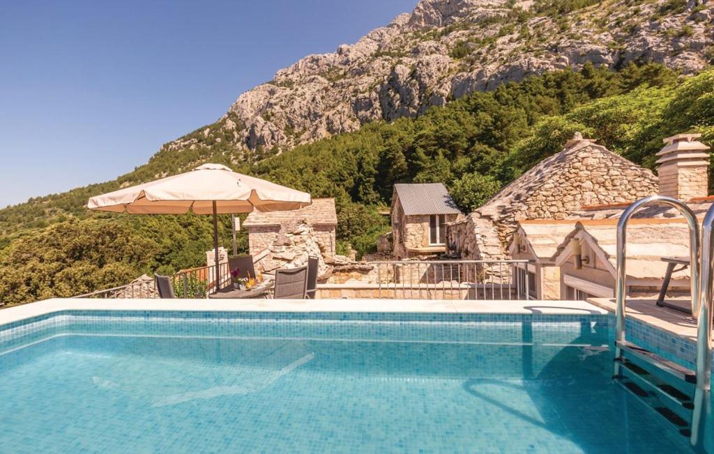 Villa Kristina - Ferienhaus Baska Voda - Topici, Private Outdoor Swimmingpool, Wifi Экстерьер фото