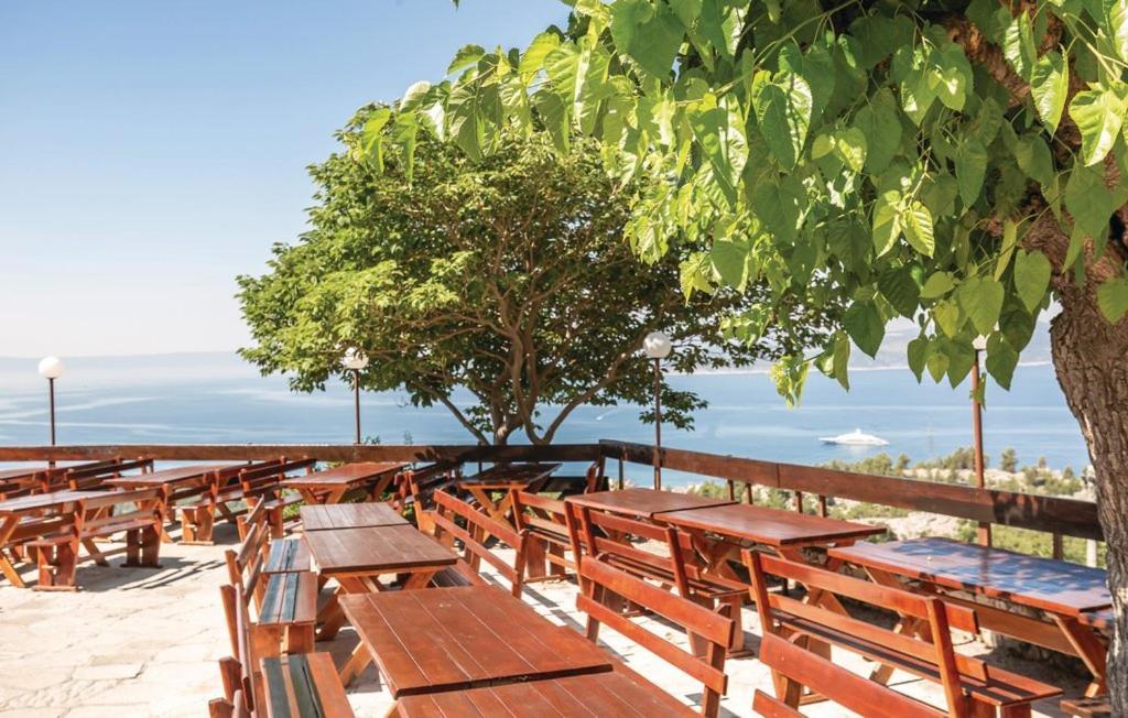 Villa Kristina - Ferienhaus Baska Voda - Topici, Private Outdoor Swimmingpool, Wifi Экстерьер фото